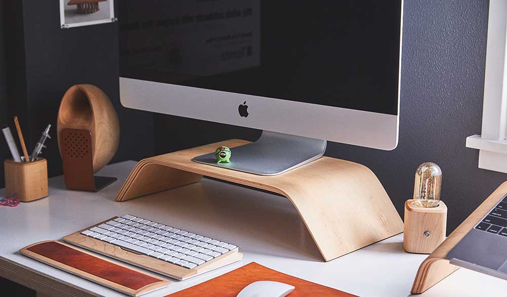 iMac-and-desk